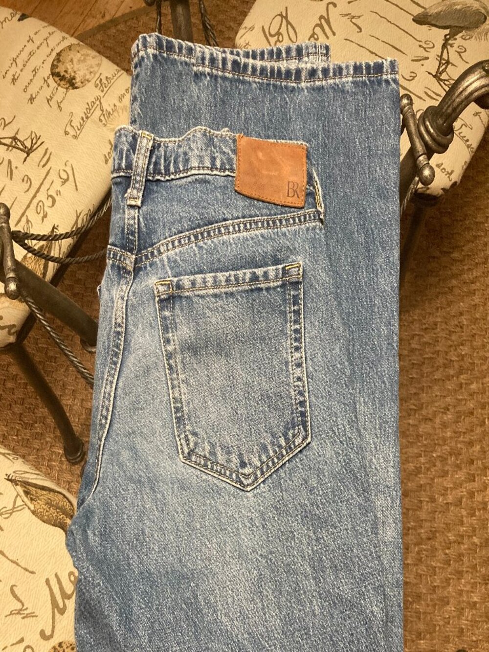 Banana Republic High Rise Relaxed Boot Cut Jean 26 Long Inseam - Picture 6 of 8
